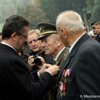 Minister obrany Martin Glváč si pripomenul 70. výročie Karpatsko-duklianskej operácie