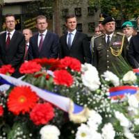 Minister obrany Martin Glváč si pripomenul 70. výročie Karpatsko-duklianskej operácie