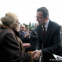 Minister obrany Martin Glváč si pripomenul 70. výročie Karpatsko-duklianskej operácie