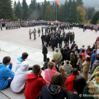 Minister obrany Martin Glváč si pripomenul 70. výročie Karpatsko-duklianskej operácie