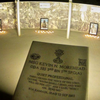 16 Spomienka na padlých priateľov v zbrani 