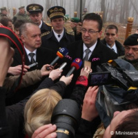 M. Glváč: Aj keď je ťažké vracať sa na miesto tragédie vojenského špeciálu, je našou povinnosťou vzdať úctu jej obetiam