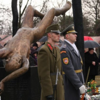 M. Glváč: Aj keď je ťažké vracať sa na miesto tragédie vojenského špeciálu, je našou povinnosťou vzdať úctu jej obetiam