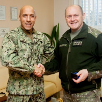 01 Walters navštívil 5. pluk