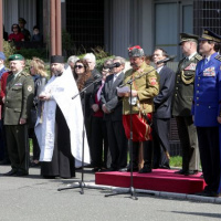 Jazdci 2. jazdeckého pluku SIBÍRSKY sa pýšia vlastnou zástavou