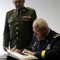 Náčelník generálneho štábu generálporučík Maxim privítal veliteľa Národnej Gardy Indiany generálmajora Umbargera