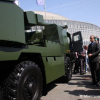 M. Glváč: Húfnica EVA je ďalší krôčik k oživeniu nášho zbrojárskeho priemyslu