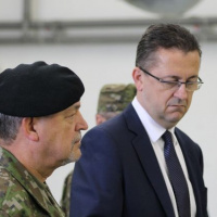 Stíhačky MiG-29 donútili pristáť na letisku v Kuchyni lietadlo, ktoré narušilo náš vzdušný priestor