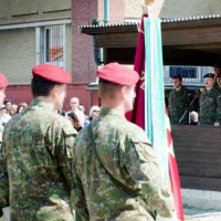 08 Ďalší vojaci smerujú do Afganistanu, lúčili sa v Žiline