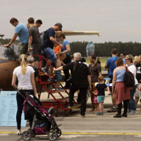 Deň detí na letisku v Kuchyni