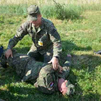 Výcvik budúcich „modrých baretov“ naberá na obrátkach