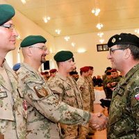 06 TASR: „Po návrate z misií privítali v 5. pluku špeciálneho určenia v Žiline 48 vojakov“