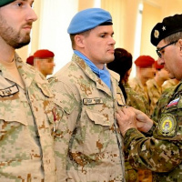 07 TASR: „Po návrate z misií privítali v 5. pluku špeciálneho určenia v Žiline 48 vojakov“