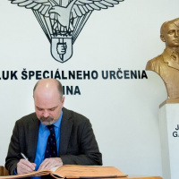 07 TASR: L. WASLEY: „Uvítal by som, keby mohla SR naďalej pomáhať v Afganistane“