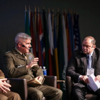 15 Veliteľ 5. pluku špeciálneho určenia na sympóziu o Hybridnej vojne