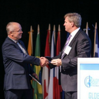 16 Veliteľ 5. pluku špeciálneho určenia na sympóziu o Hybridnej vojne