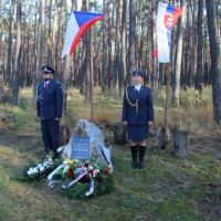 Pietna spomienka na pilota v dk Kuchyňa