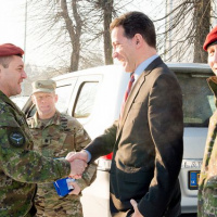 01 Veľvyslanec Adam Sterling: 