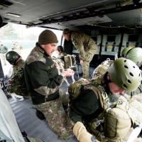 01 5. pluk je preškolený na ďalší spôsob vysadenia