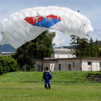 05 Inštruktori výsadkovej prípravy trénovali v Žiline
