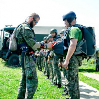 19 Policajti, špeciáli a hasiči na Mare