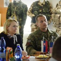 10 veľvyslankyňa Brink: „Ceníme si nasadených slovenských operátorov SOF“