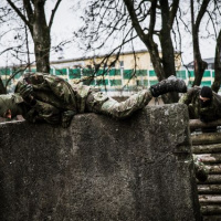 33 Crescid in adversis virtus – patri k najlepším!