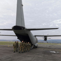 Nástup cestujúcich