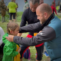 Jaroslav Naď ocenil najmladšiu účastníčku výstupu