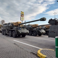 Na benzínke je plno