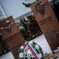 04 So spomienkou na priateľov už po ôsmykrát