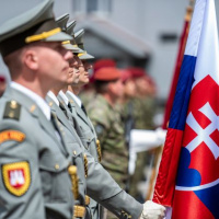 01 TASR: Žilina: Novým veliteľom 5. pluku špeciálneho určenia je Peter Žochňák	