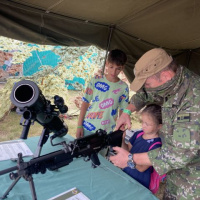 Deti z detského domova na medzinárodných leteckých dňoch