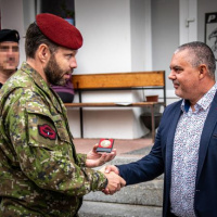 05 Armádni a policajní špeciáli medzinárodne, no proti sebe 
