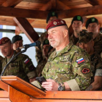 04 Halapartňa odovzdaná