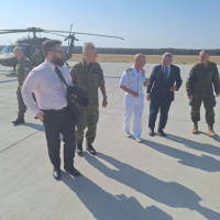 Španielsky generál na letisku v Kuchyni