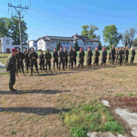 Španielsky generál na letisku v Kuchyni