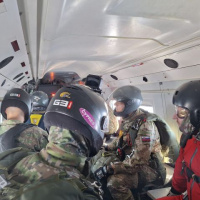 Príslušníci 46. krídla zabezpečovali taktické zoskoky s kyslíkom