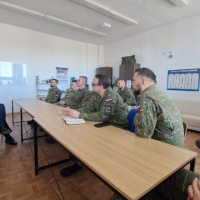 Britský veľvyslanec Nigel Baker na pôde Jazykového inštitútu