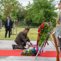 Ozbrojené sily SR si pripomenuli padlých hrdinov pietnymi aktivitami po celom Slovensku