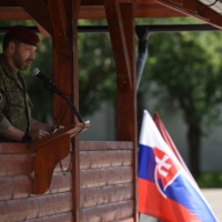 01 Rozlúčka s plukovníkom Petrom Žochňákom – veliteľom žilinského 5. pluku