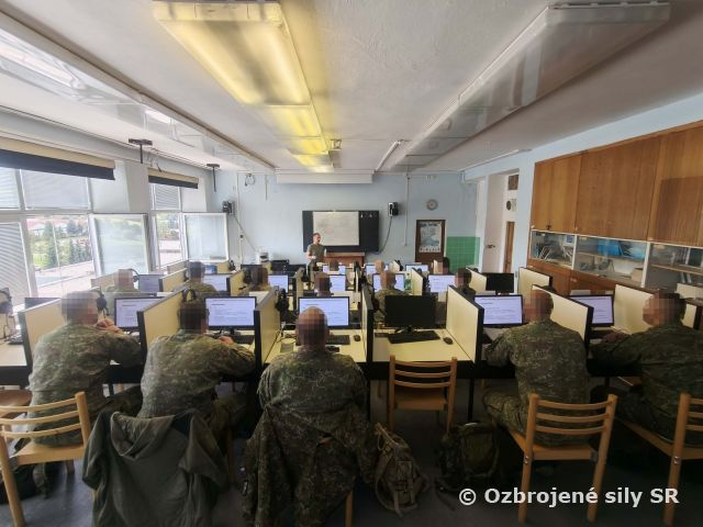 Špecializovaný jazykový kurz pre KFOR 