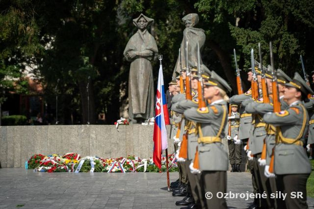 Pietna spomienka výročia SNP v Bratislave