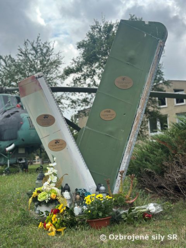 Desať rokov od leteckého nešťastia – Pietna spomienka na kapitána Richarda Sépiho