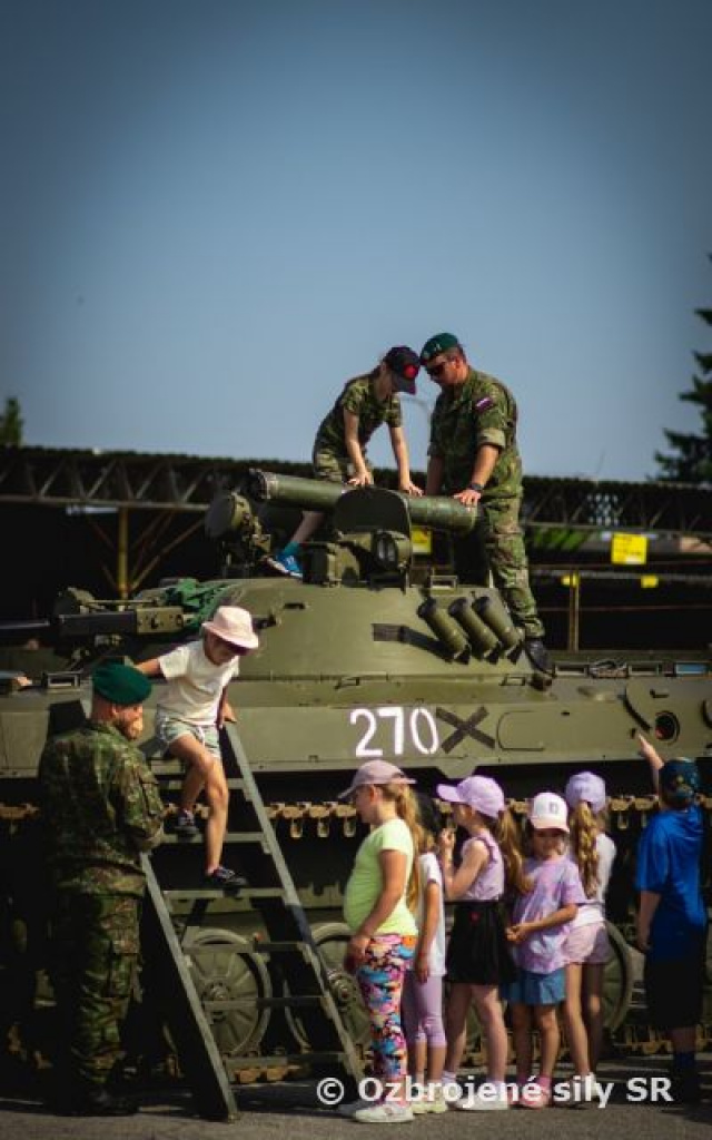 Deň otvorených dverí v posádke Topoľčany