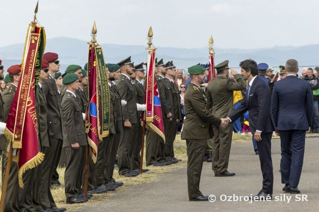 Pamätná stuha náčelníka Generálneho štábu pre 12.mechanizovaný prápor Nitra 