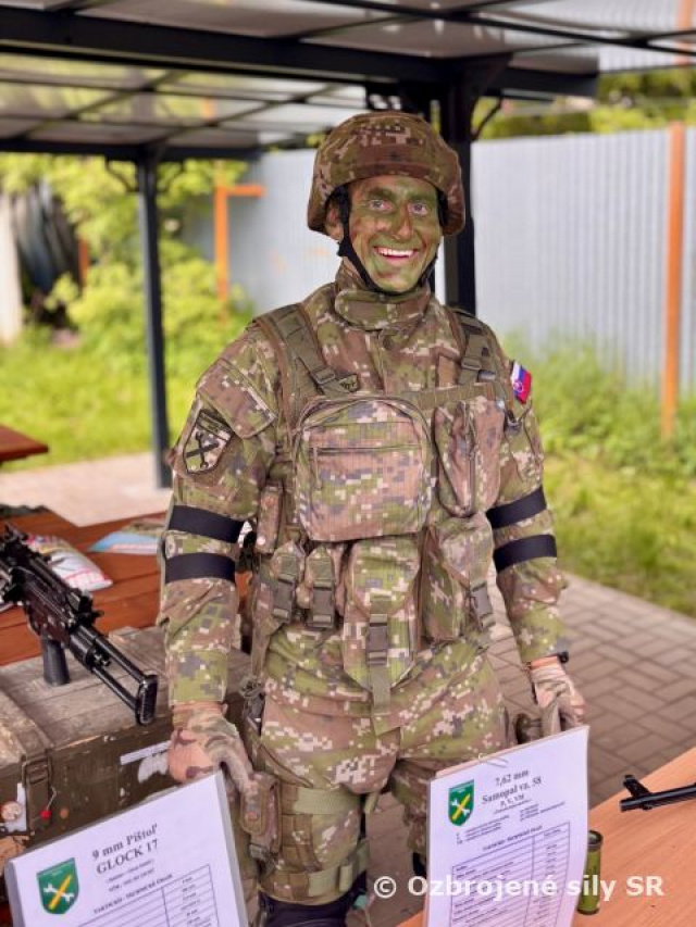 Príprava obyvateľstva na obranu štátu a ukážky ozbrojených síl na ZŠ s MŠ Podháj