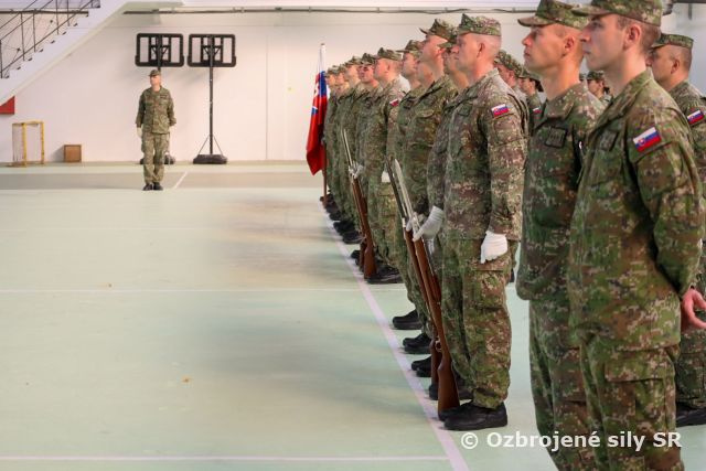 Vojenský ceremoniál 9. júna 2025