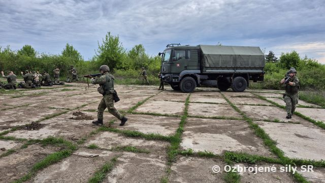 Kurz „SERE – B: Odolnosť, prežitie a návrat do vlastných radov“