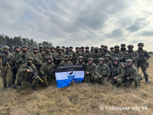 Combined Resolve 25-01 - Slovenskí vojaci úspešne splnili ciele medzinárodného cvičenia spolu s jednotkami NATO v Nemecku.